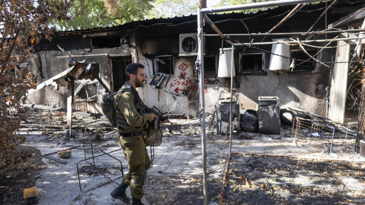 בית הרוס בקיבוץ ניר עוז (צילום: חיים גולדברג, פלאש 90)