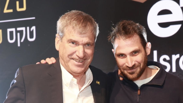 עומר באומן ויורם באומן (צילום: עזרא לוי)