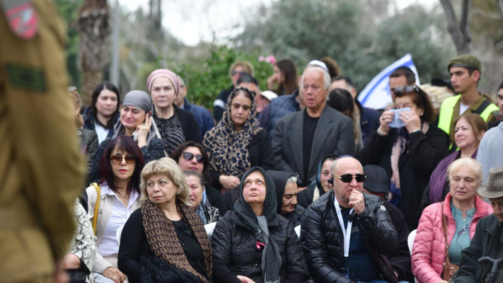 הלוויתו של סמ''ר סימון שלומוב ז''ל (צילום: אבשלום ששוני)