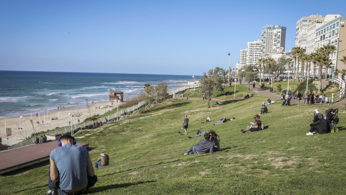 בת ים (צילום: יצחק הררי, פלאש 90)