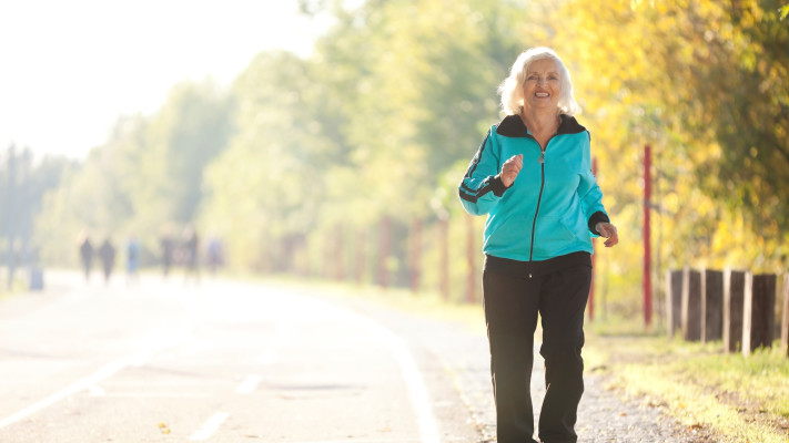 מחקר חדש מגלה : זה מספר הצעדים שישמרו על הלב