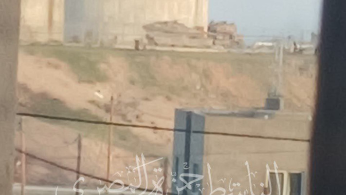 טנקים של צה''ל מכתרים את מדינת חאמד (צילום: רשתות ערביות)