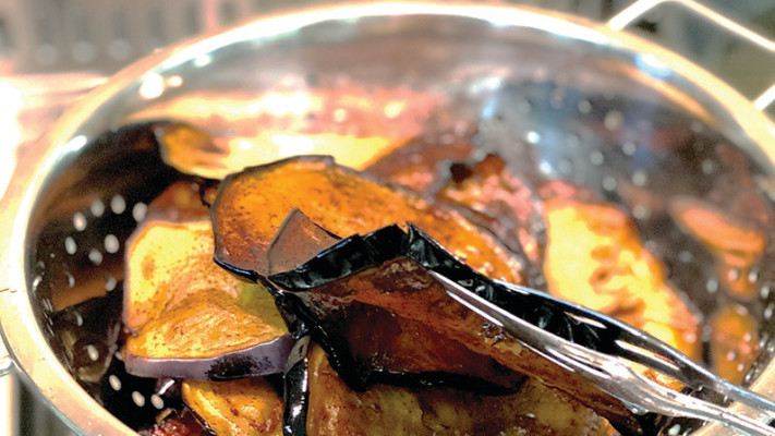 חגיגת חצילים 