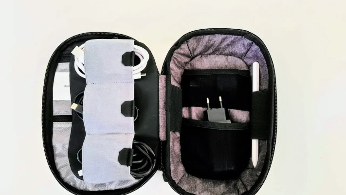 Nomatic Tech Organizer