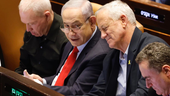 בני גנץ, בנימין נתניהו, יואב גלנט. הישיבה על הגדלת התקציב בעקבות המלחמה, מרץ 2024