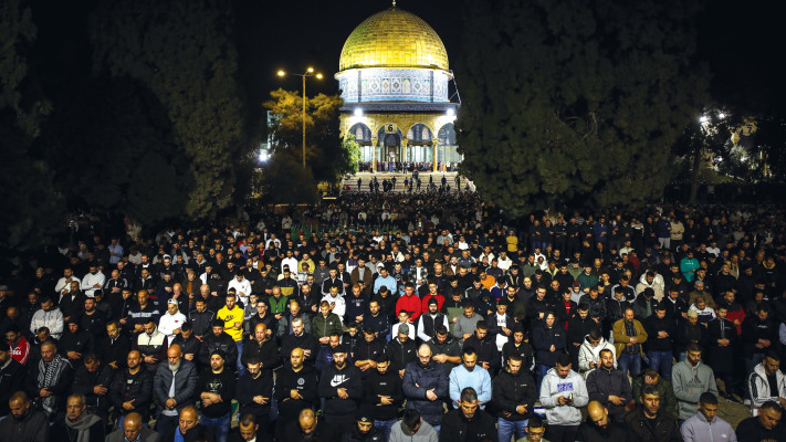 תפילה במסגד אל-אקצא