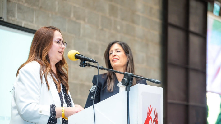 מיכל שילוח-גל-נור וטלי צור (צילום: ענבל אורלב)