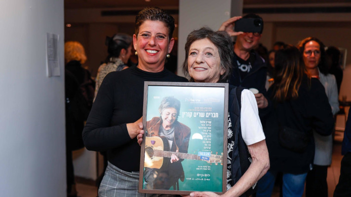 קורין אלאל ודלית קורל (צילום: דרור סיתכהל, היכל התרבות תל אביב)