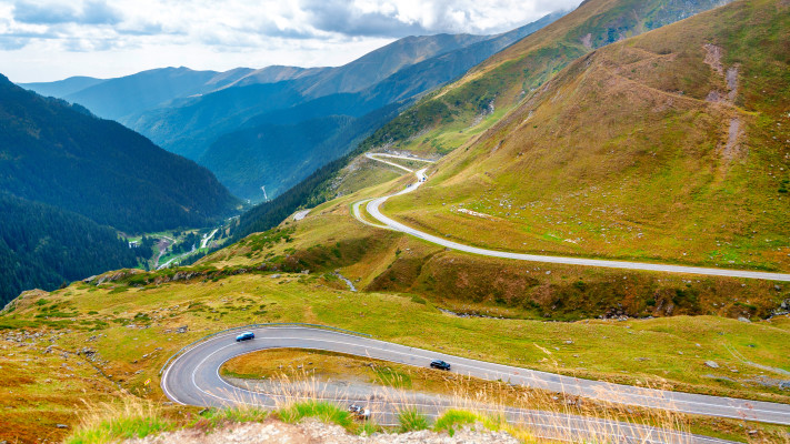 כביש ''טראנספאגרסאן'', אחת הדרכים היפות והמסוכנות בהרי הקרפטים ברומניה