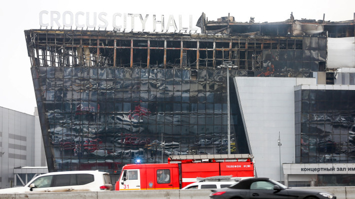 זירת הפיגוע ברוסיה (צילום: Sergei Vedyashkin/Moscow News Agency/Handout via REUTERS)