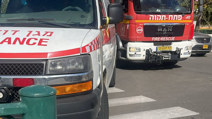 חשד למטען חבלה בפתח תקווה