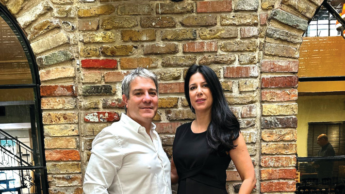 רונית ואלי זוגלובק