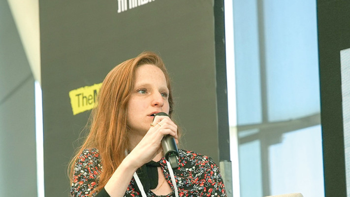 עו''ד תמר באום מהאגף הכלכלי