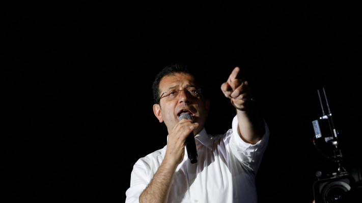 אכרם אימאמאולו  (צילום: REUTERS/Dilara Senkaya)