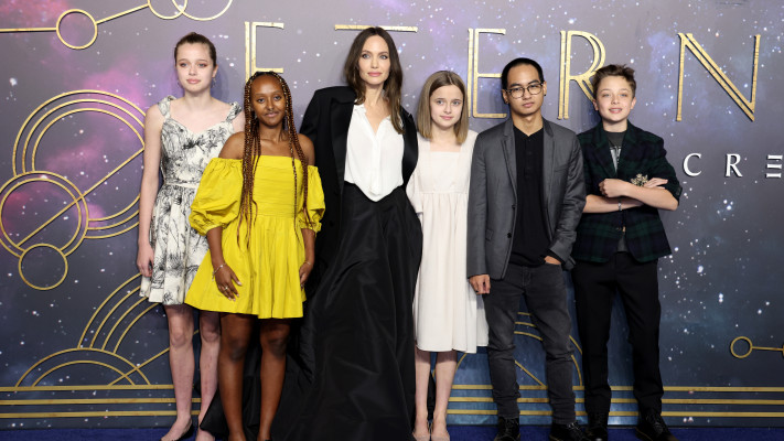 אנג׳לינה ג׳ולי, נוקס, פאק, ויויאן, זהרה, שילה (צילום:  Tim P. Whitby / Stringer gettyimages)