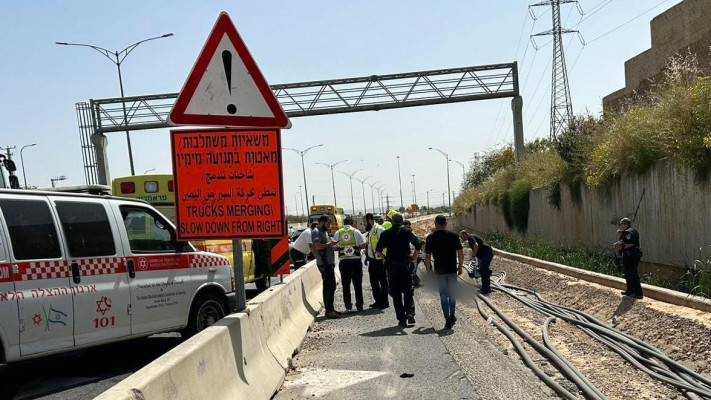 זירת התאונה בכביש 471 (צילום: תיעוד מבצעי מד''א)