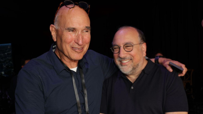 איתן בר-זאב, ג'ואי שוובל (צילום: רפי דלויה)