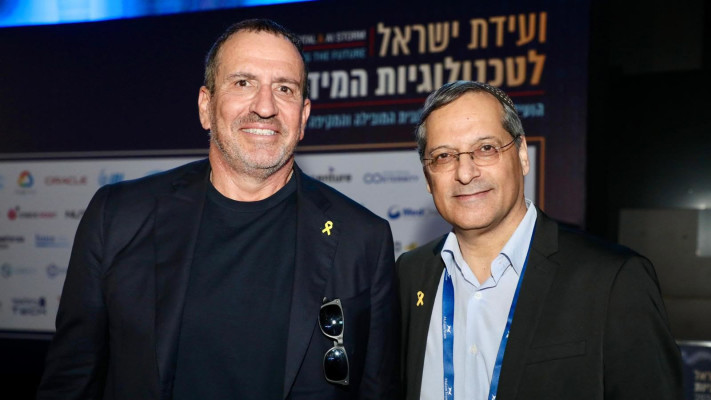 יורם אלדר, איל וולדמן (צילום: ניב קנטור,ועידת ישראל לטכנולוגיות המידע)