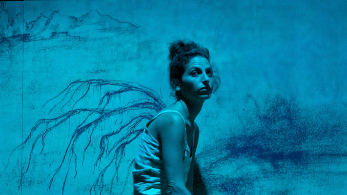 Living Room מאת ענבל פינטו