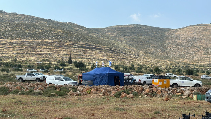  כוחות הביטחון בזירה בה נמצאה גופתו של בנימין אחימאיר (צילום: TPS)