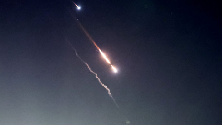יירוט טילים איראניים (צילום: REUTERS/Ronen Zvulun)