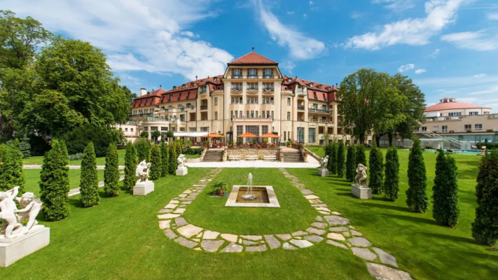 מלון THERMIA PALACE