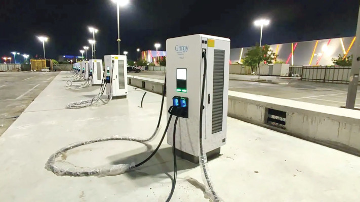 חניון טעינה לאוטובוסים באשדוד שחושמל בידי ג'ינרג'י