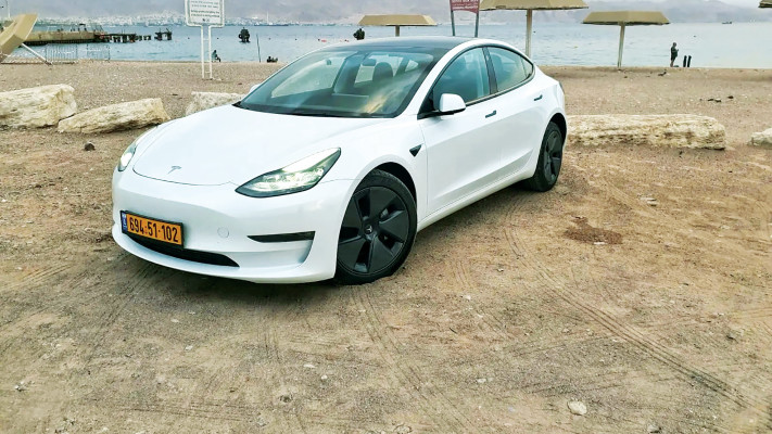 טסלה מודל 3