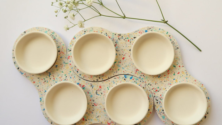 צלחת פסח - טובים השניים, 640 שקל בחנות המוזיאון במוז''א