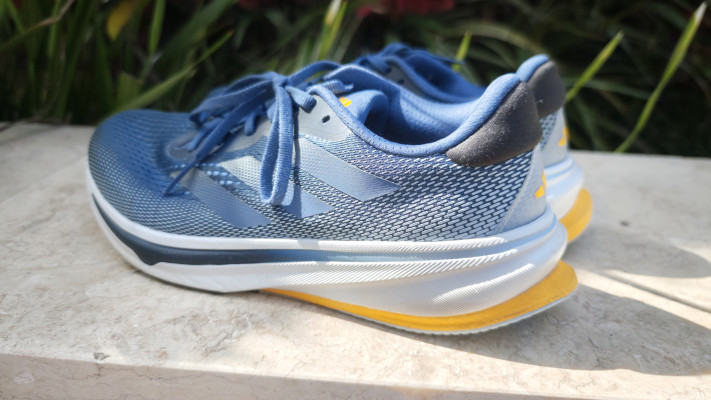 אדידס SuperNova Rise