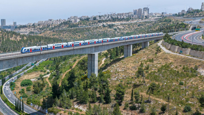 פרויקט החשמול (צילום: דוברות רכבת ישראל)