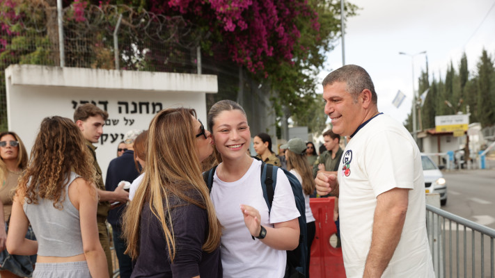 טדי שגיא, יולי שגיא, לימור בהט-סימנוביץ׳ (צילום: רענן כהן)
