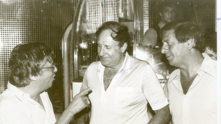 אברהם  דשא  פשנל   עם  יוסי  בנאי,  חיים טופול