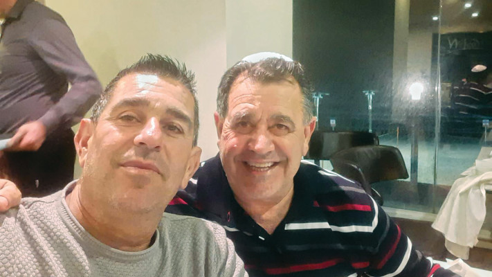 האחים אורי ז''ל (משמאל) ויצחק מויאל (צילום: פרטי)