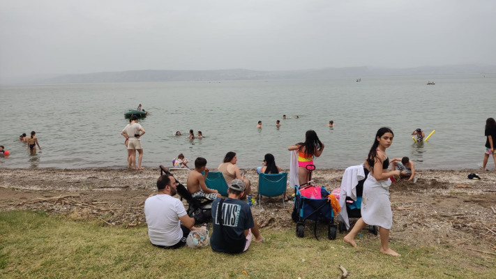 מאות אלפים ניצלו את מזג האוויר הנערים וביקרו באתרי הטבע