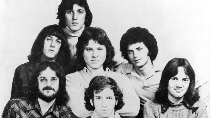 להקת כוורת שנת 1973 (צילום: קוקו רפרודוקציה)