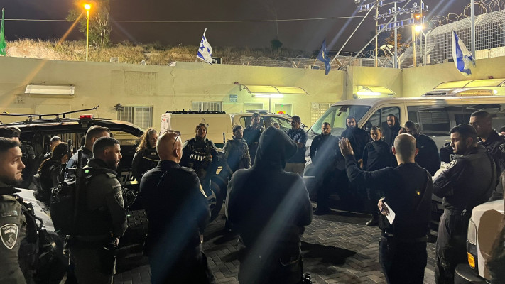 כוחות מג''ב ויס''מ במהלך הפעילות הלילה בירושלים  (צילום: דוברות המשטרה)