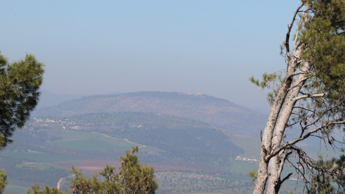 נוף ממצפה החיוך (צילום: אורן גבאי גולן)