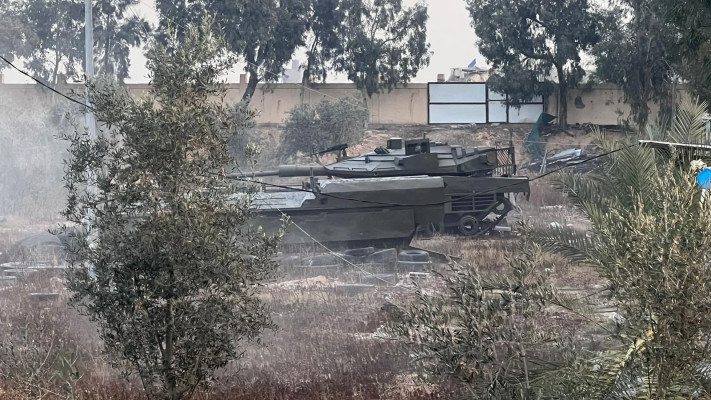 דגם דמוי טנק שאיתרו במוצב חמאס (צילום: דובר צה''ל)