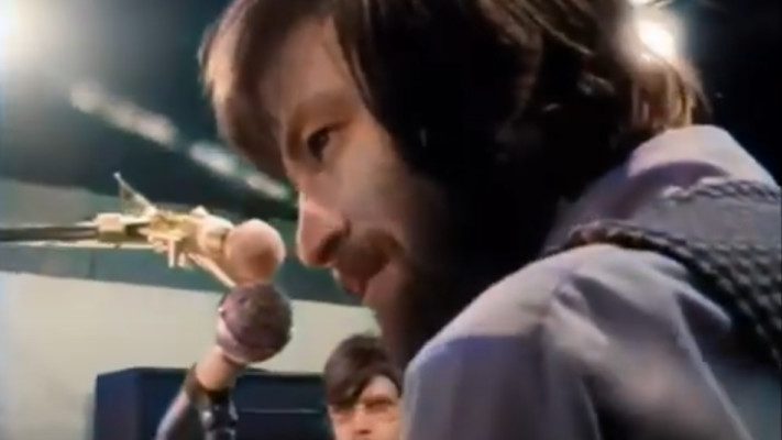 אריק איינשטיין ורוב הקסלי