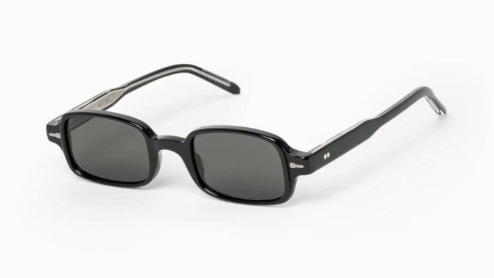 Tejesta משקפי שמש. מחיר: 2750 שקלים