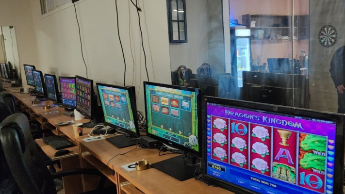 עסק בלתי חוקי להימורים, ארכיון