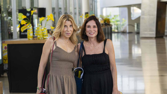 לימור אהרונוביץ, דנה אונגר בר דיין (צילום: נמרוד נימי)