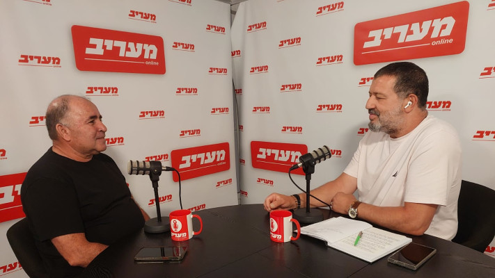 אלון חכמון מראיין את אהרון אקסול