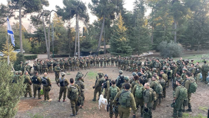 חיילים במושב מרגליות מלחמת חרבות ברזל  (צילום: מושב מרגליות)