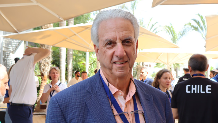 נשיא  מכבי תנועה עולמית  מר מייקל סיגל