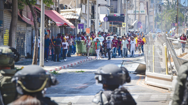 מהומות יוצאי אריתריאה בתל אביב  (צילום: אבשלום ששוני)