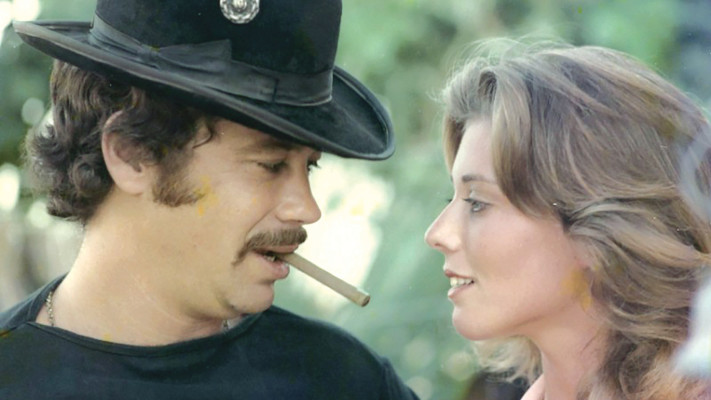 חיה קציר בסרט צ'ארלי וחצי