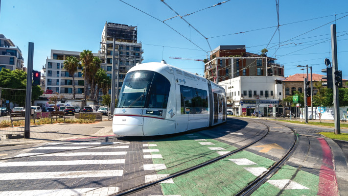 הרכבת הקלה (צילום: אבשלום ששוני)