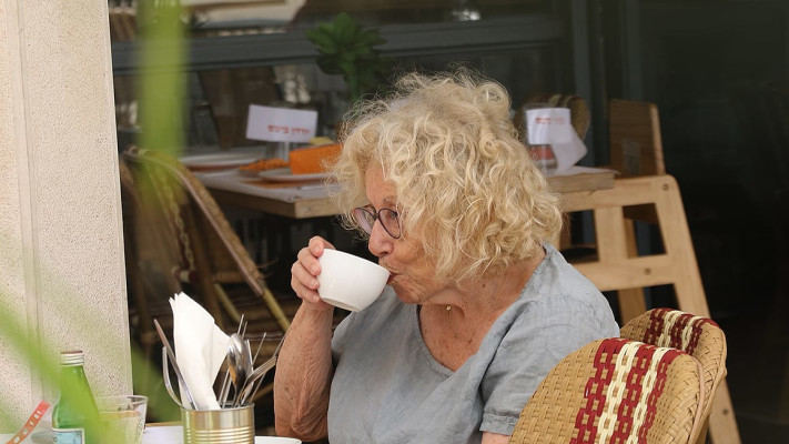 חוה אלברשטיין (צילום: פול סגל)